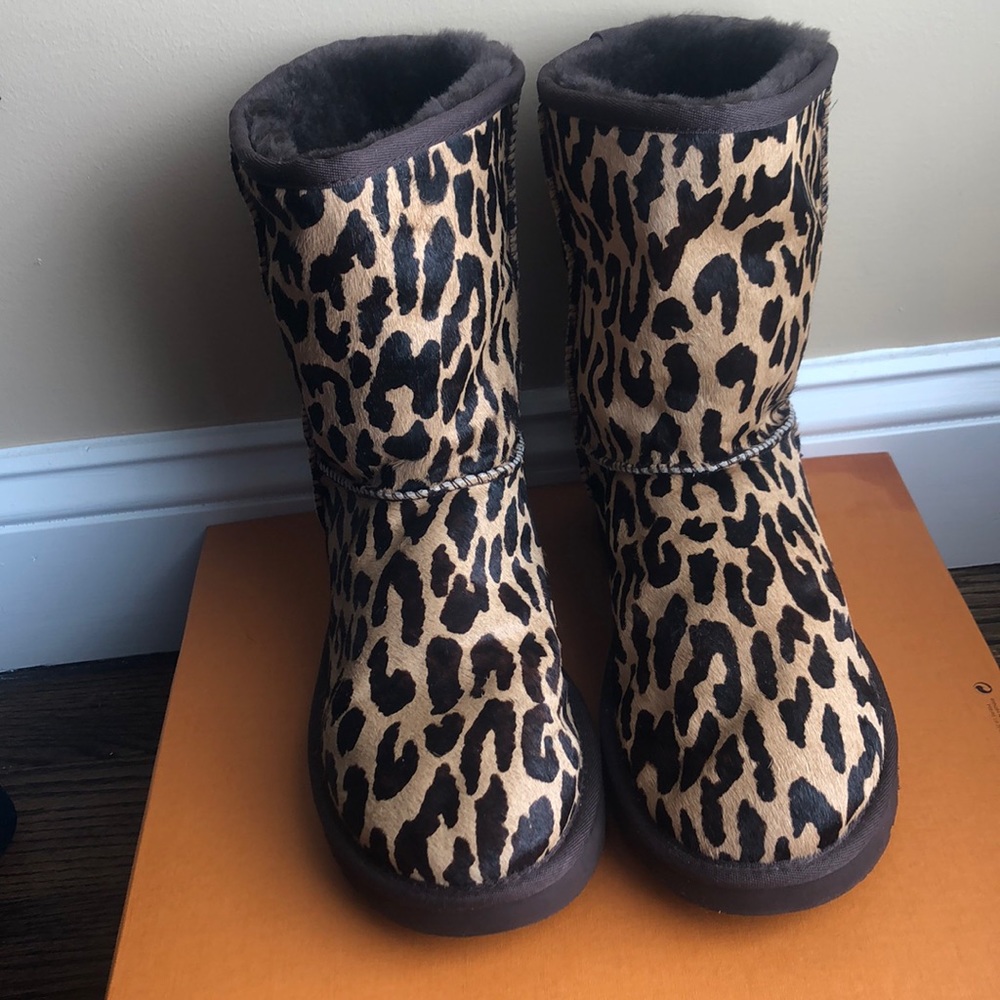 Leopard Uggs
